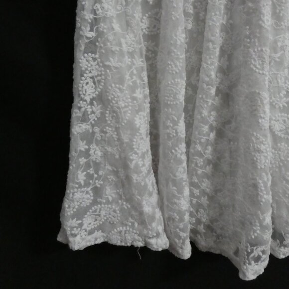 POL | medium | White Lined Floral Lace Adjustable Spaghetti Strap Dress - Picture 7 of 16